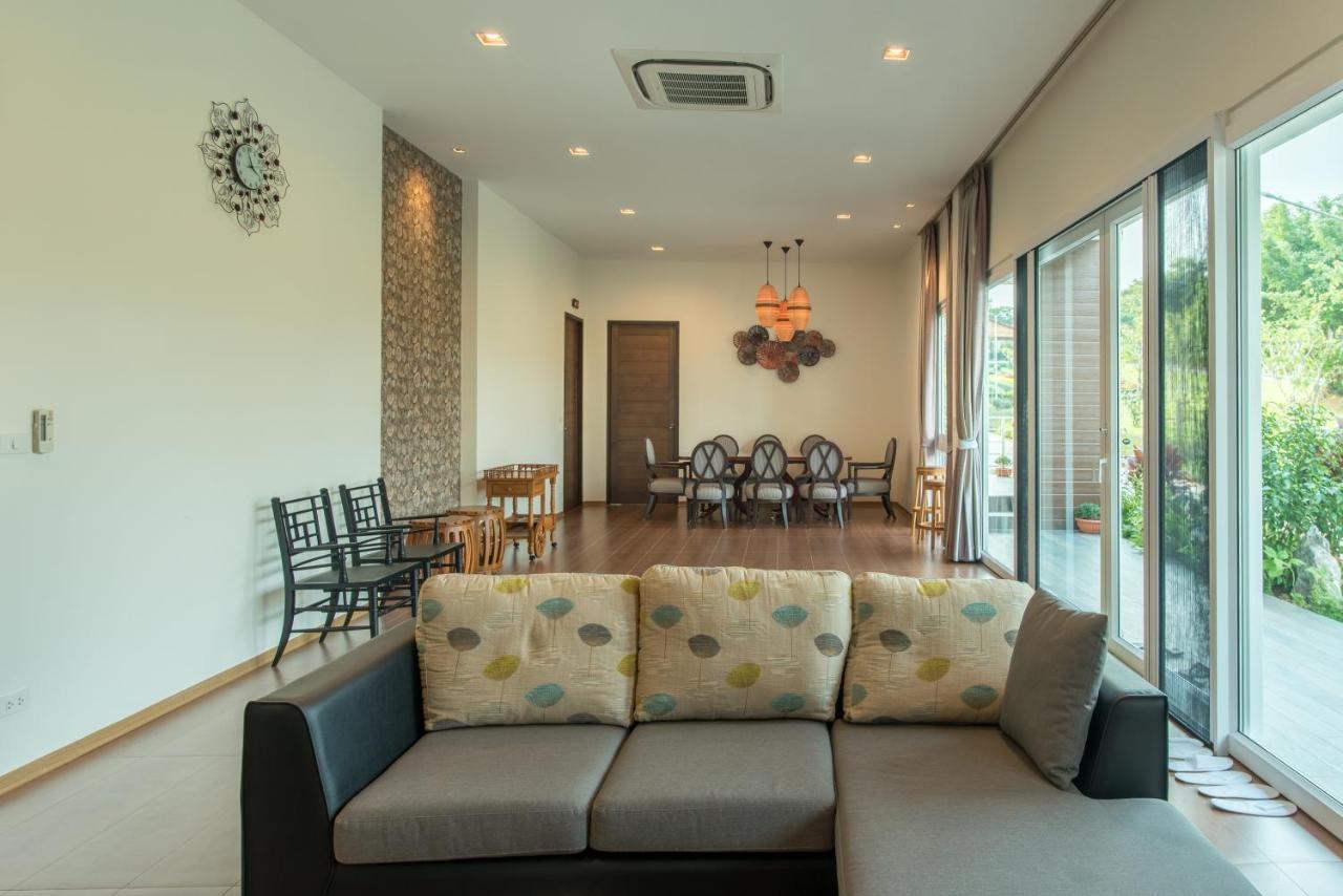 Ravin Home ราวินโฮม Накхоннайок Экстерьер фото